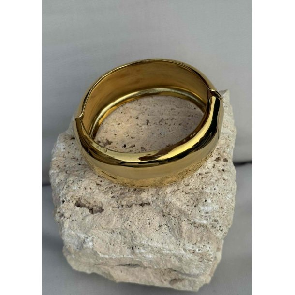 Big Golden Steel  Bracelet- Gold
