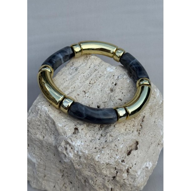 Maggie Resin Bracelet-  Grey