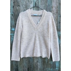 Agate V-neck L/S Knit Pullover