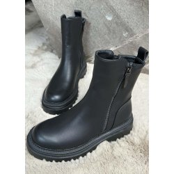 Amanda Low Ankle Boots- Black