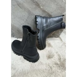 Amanda Low Ankle Boots- Black