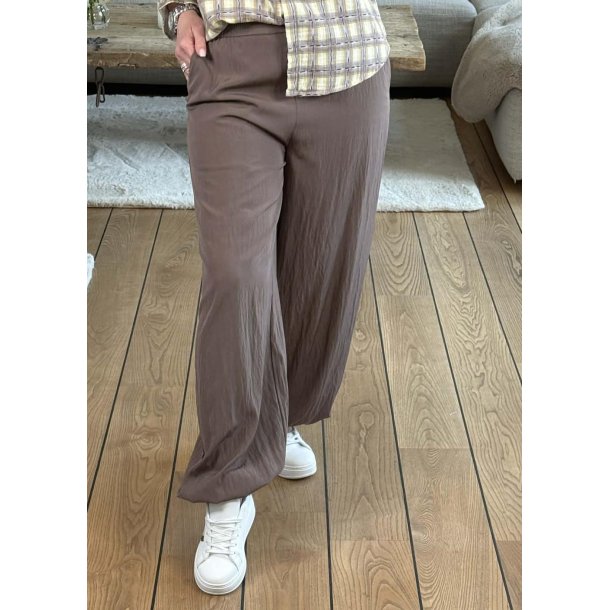 Amelle Ballon Pants- Bitter Chocolate