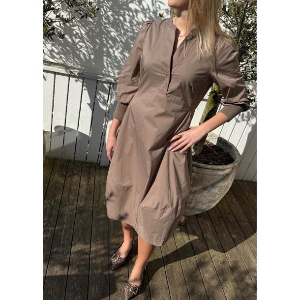 Antoinett 3/4 Sleeve Dress- Pine bark