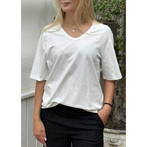 Base Gith Tee- Spring gardenia