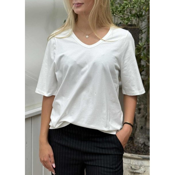 Base Gith Tee- Spring gardenia