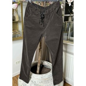 Belle Stretchy Velvet Pants- Brown