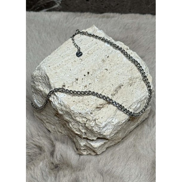 Bellis Necklace- Silver