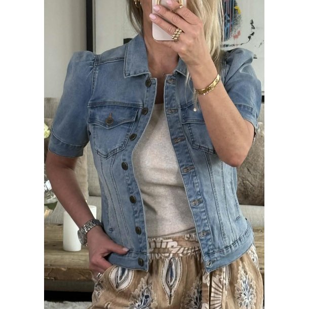 Briana ss Jacket- Light blue wash