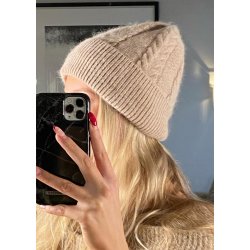 Cable Knitted Hut- taupe