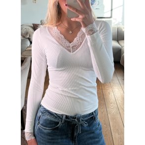 Camilla LS Rip T-shirt- Spring gardenia