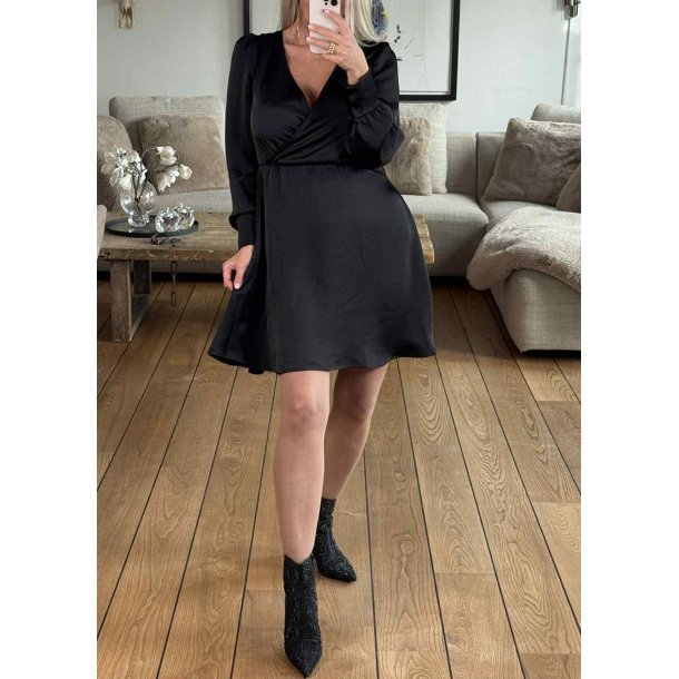Chilli l/s Re Short Dress- Black