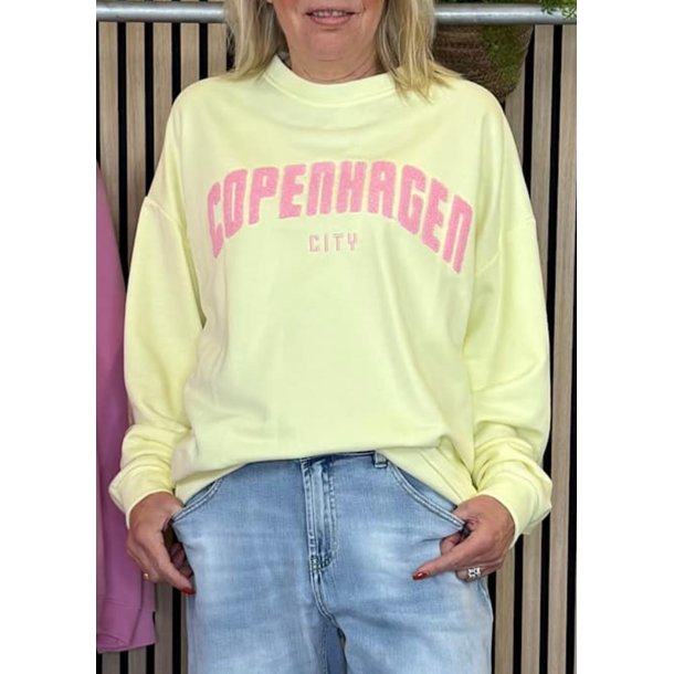 Cph City Sweatshirt- Yellow