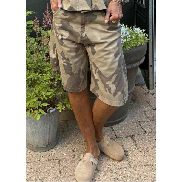 Crush Camo Shorts- Nature Camo 