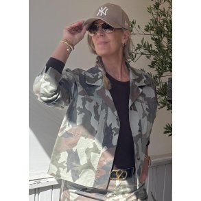 Daily Camo Shirt Jacket- Camo