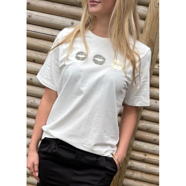 Dara Gith T-shirt- Spring gardenia