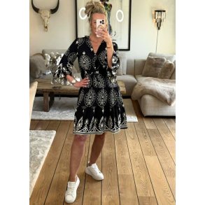 Donna Dress- Black
