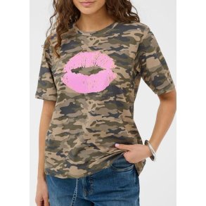 Dorit Gith T-shirt- Green Camouflag