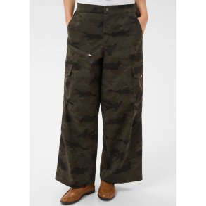 Elivia Pants- Camouflage