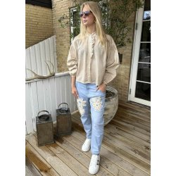 Emma Embroidery Jeans- Light Blue
