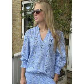 Emma Embroidery 3/4 Blouse- Blue Em