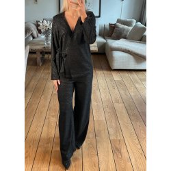 Evellyn Lisa Ls re Blazer