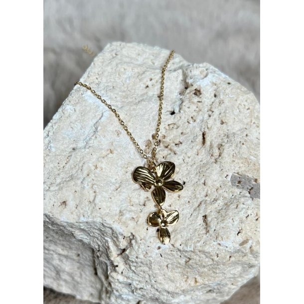 Flower Necklace