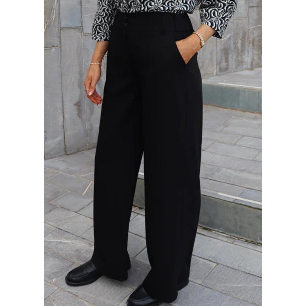 Freddy Wide Pants- Black