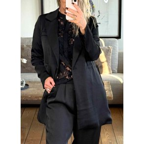 Goldie Blazer-Black