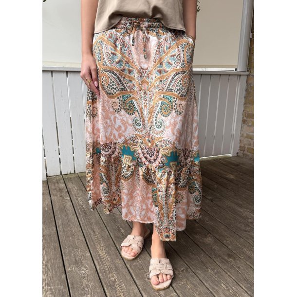Hope Long skirt-Creme Scarf