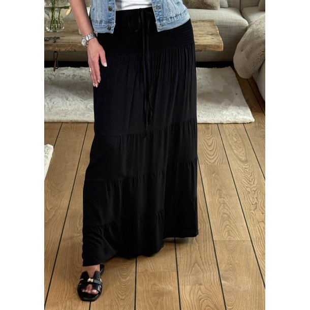 Iris Skirt Dress- Black