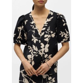Jacira s/s v-neck Top- Black Simple Flower
