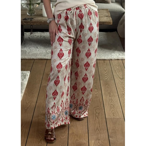 Jasmin Stone Loose Pants- Red