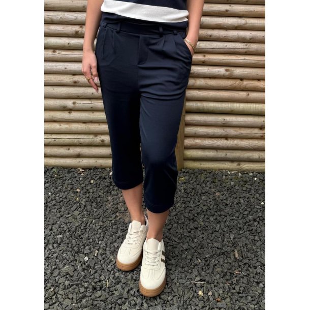 Jenny Capri Pants-midnight marine
