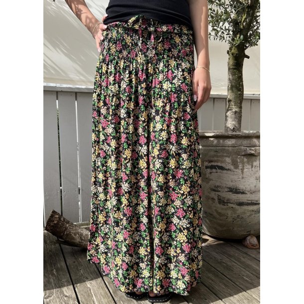 Juan Skirt Dress- Black flower