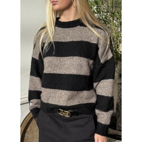Kimmy Pullover- Black/ Falcon 