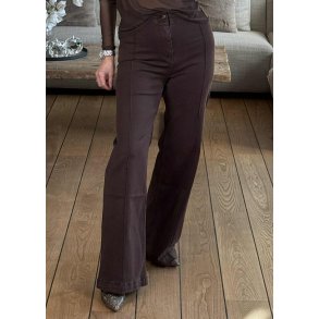 Laulia Stretchy Jeans- Brown