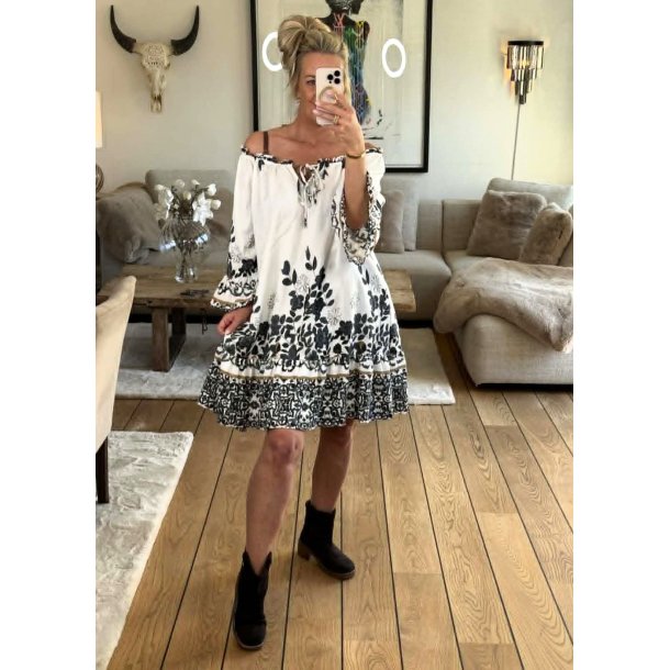 Laura Dress- Black 