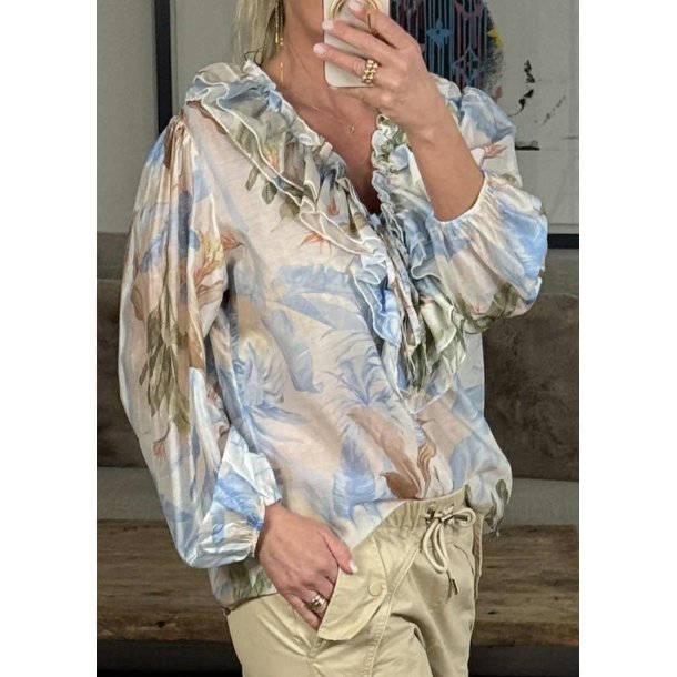 Leaf Shirt- Sky Blue