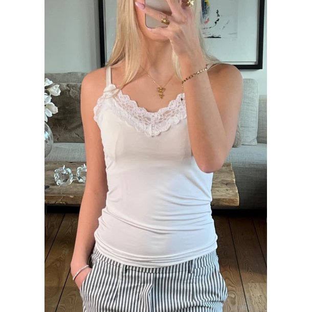 Leena New Lace Singlet- White