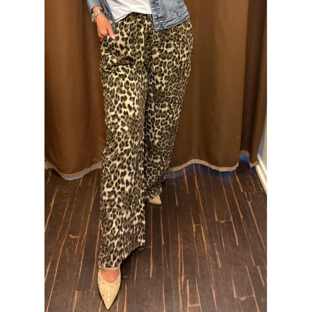 Leo Belt Loose  Pants- Chocolate