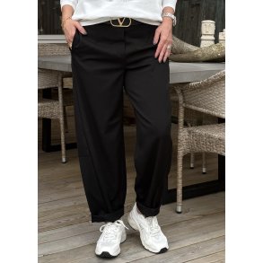 Lisa Ankle Barrel Pants- Black