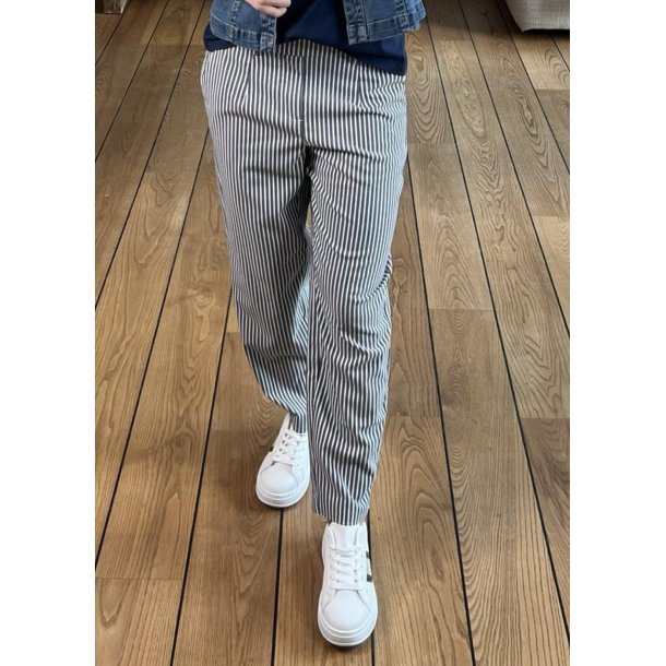 Lisa Slim Pants- Cloude dancer-sky 