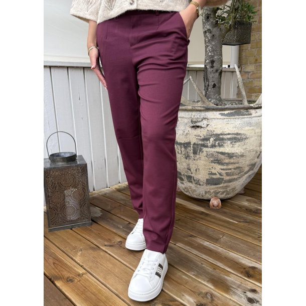 Lisa Slim Pants- Windsor Wine