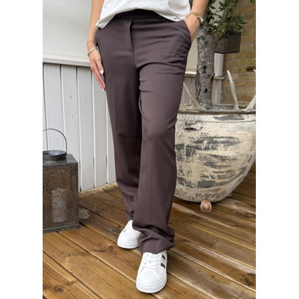 Lisa Straight Pants- Seal brown