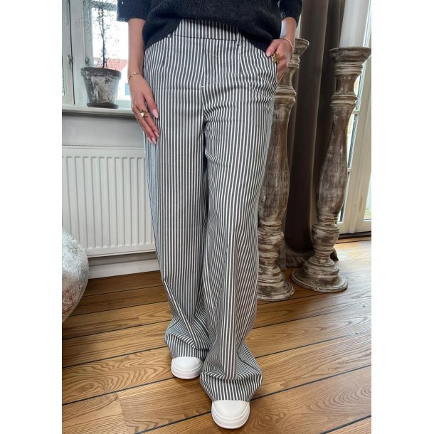 Lisa Wide Pants- Cloude dancer-sky 