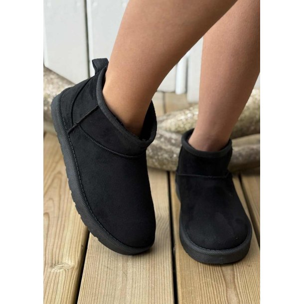 Low Teddy Boots 9163- Black