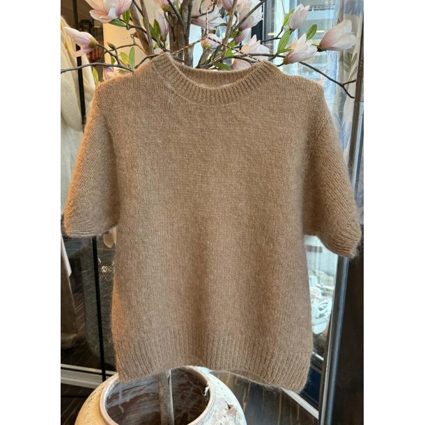 Marley Short Sleeve Knit- Camel