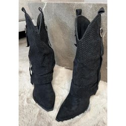 Marquiiz Heel Cowboy Boots- Black