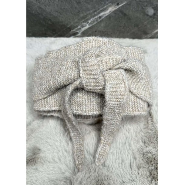 Milla Knit Scarf- Taupe