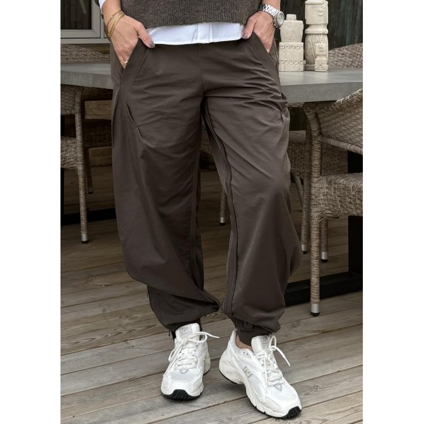 MollieGO Pants- Coffee